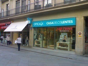 CASA DE LOS LENTES OPTICALIA 