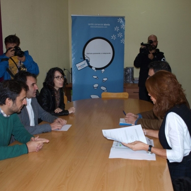 Visita da delegada territorial da xunta en Ourense, Marisol Díaz, e do xefe territorial de economía, emprego e industria, Santiago Álvarez. 