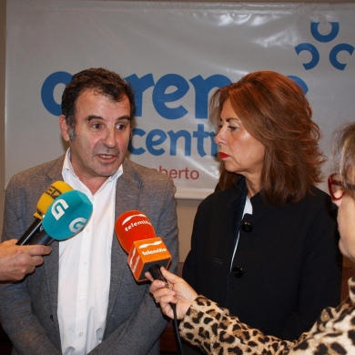 Visita da delegada territorial da xunta en Ourense, Marisol Díaz, e do xefe territorial de economía, emprego e industria, Santiago Álvarez. 