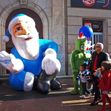 Visita de Papa Noel e os seus amigos