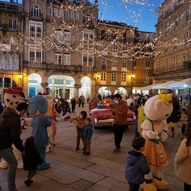 Visita de los reyes magos y personajes de Disney Ourense Centro