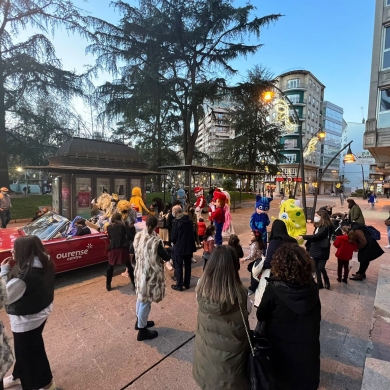 Visita de los reyes magos y personajes de Disney Ourense Centro