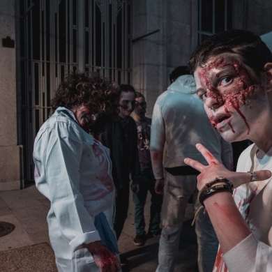 Invasión Zombie Ourense Centro - "Compra sen Medo"