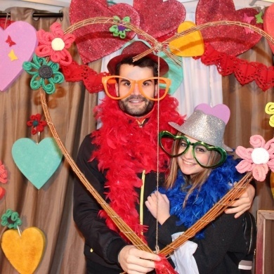 Ourense Centro premia la foto mas romantica con una estancia en el Parador de San Estevo.