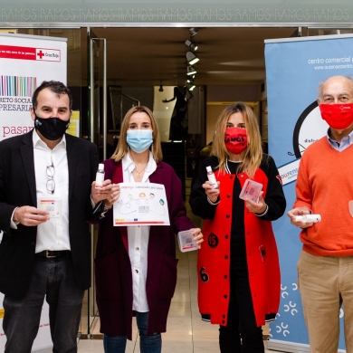 Centro Comercial Aberto Ourense Centro colabora con Cruz Roja en la promocion de la igualdad en el ambito laboral 